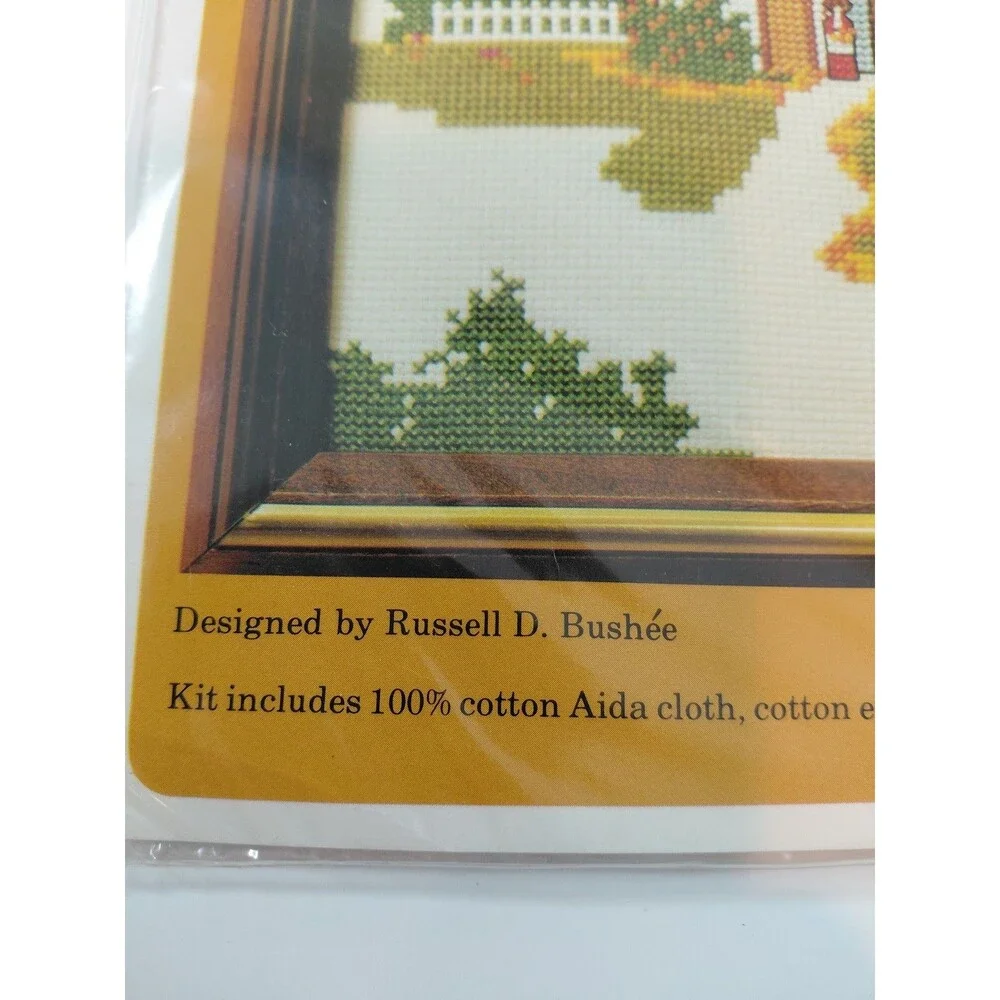 The Creative Circle 1612 Country Cottage Counted Cross Stitch Kit 8x10 New
